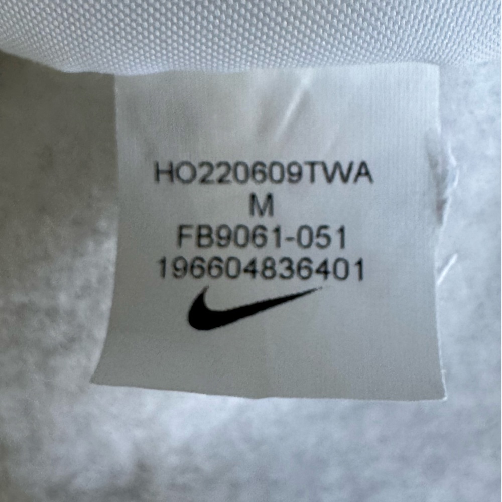 Nike Women's Lite Gray Wide-Leg Track Pants - Picture 5 of 11